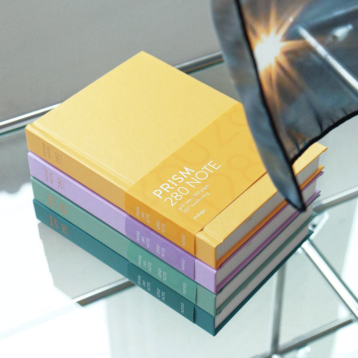 INDIGO Prism 280 プリズムハードカバーノート グリッド